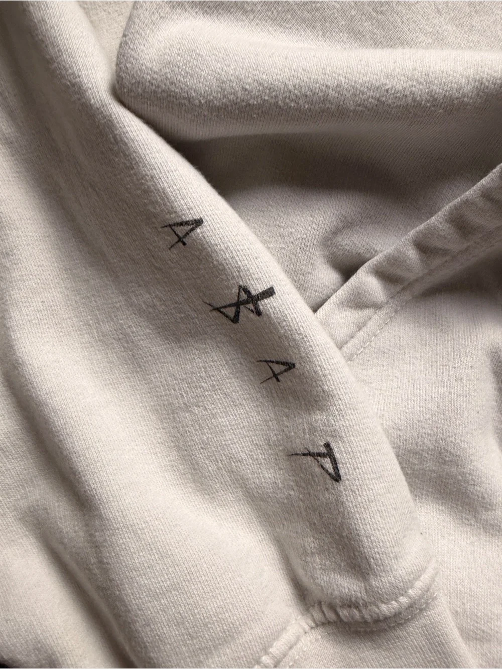 Crewneck Graphic Pullover Hoodie in White with Pink & Yellow Print
